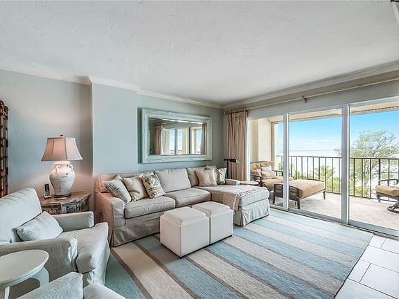 4th image of 20 Whispering Sands Dr APT 606