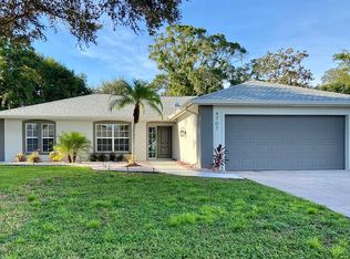 4707 Meadowview Cir, Sarasota, FL 34233