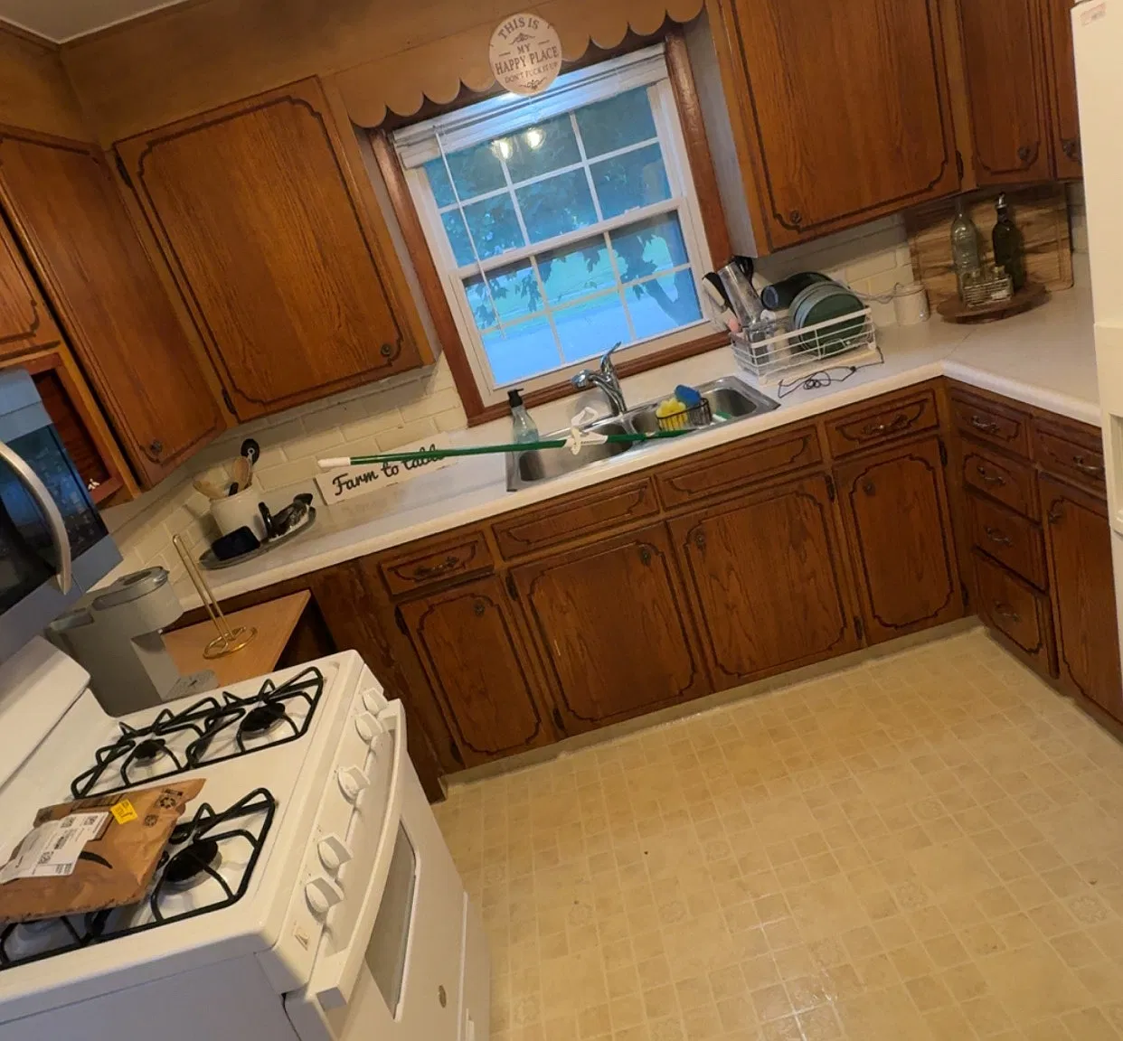 3 bed, 1800 sqft, $2,200 — Photo 3