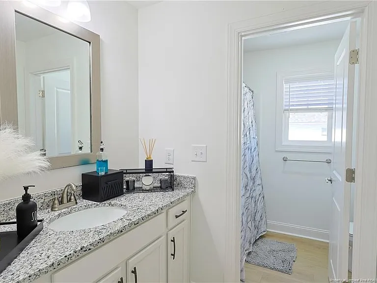 145 Easy St — Photo 14