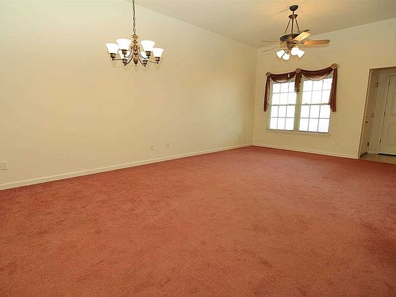 2nd image of 4309 N Fulton Ave