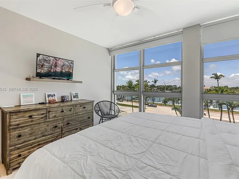 5055 Collins Ave #3K — Photo 24