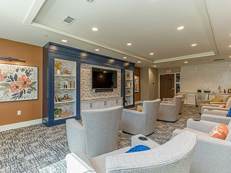 Ashlynn Ridge 55+ Apartments — Photo 15