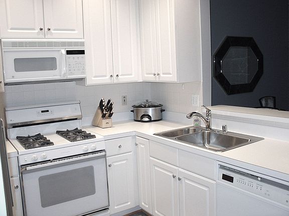 Kitchen (new moen faucet)