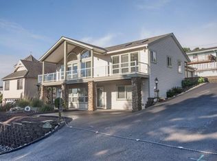 1895 NW 50th St, Lincoln City, OR 97367
