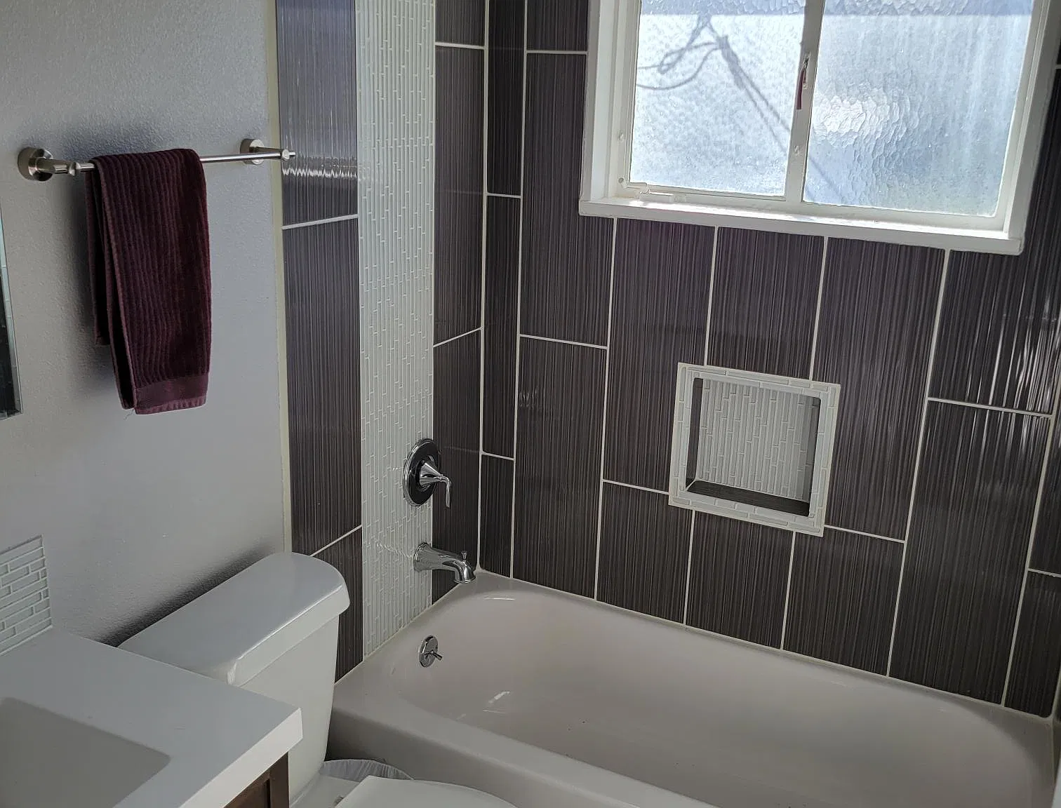 4 bed, 1800 sqft, $3,200 — Photo 2