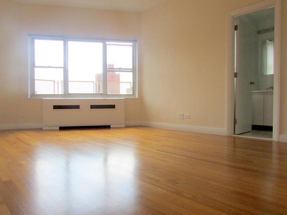2nd image of 36 Park Ave