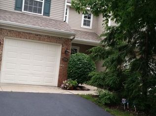 3795 Old Elm Dr SE, Kentwood, MI 49512