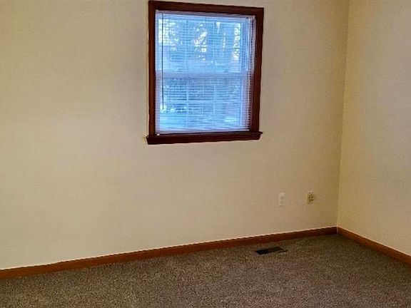 5th image of 1601 Glendale St
