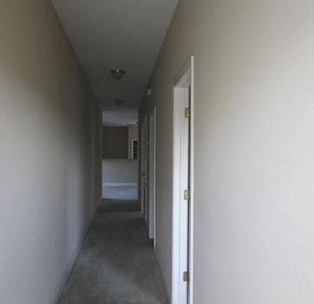 4th image of 1108 Thayer St