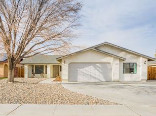 1120 Windy Lynn Ave, Ridgecrest, CA 93555