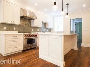 41 Dwight St APT 1D, Brookline, MA 02446