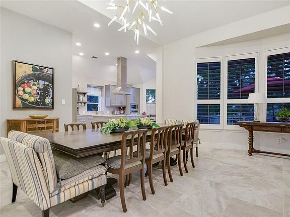 3rd image of 7509 Robert Kleburg Ln
