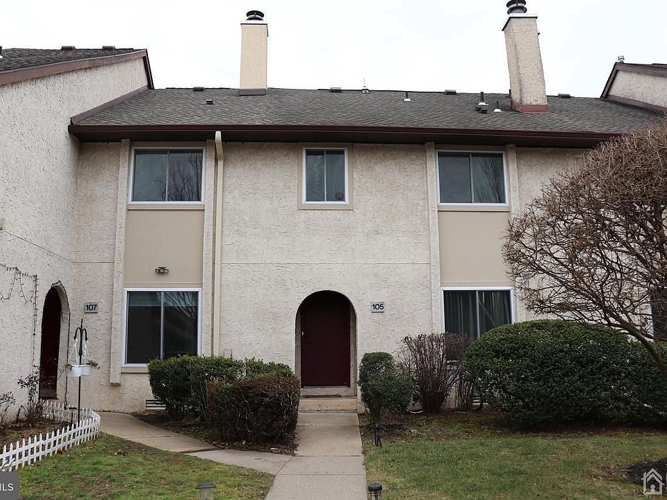 1st image of 105 Thoreau Dr #105