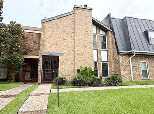 1609 Saxony Ln, Houston, TX 77058