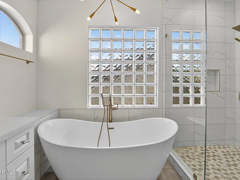 10587 E Sheena Dr — Photo 32