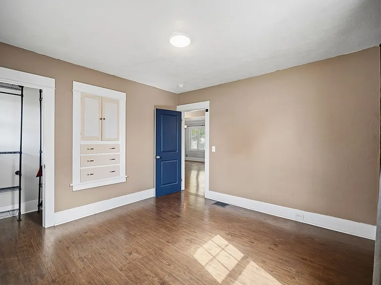 2527 W Liberty Ave — Photo 12