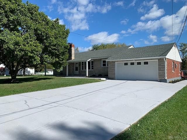 1st image of 23 Kenec Dr