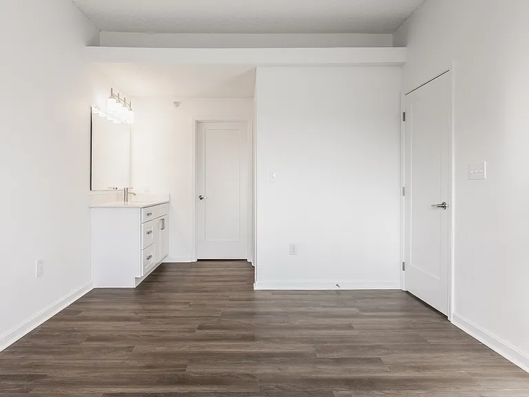 Polo Run Apartments — Photo 44