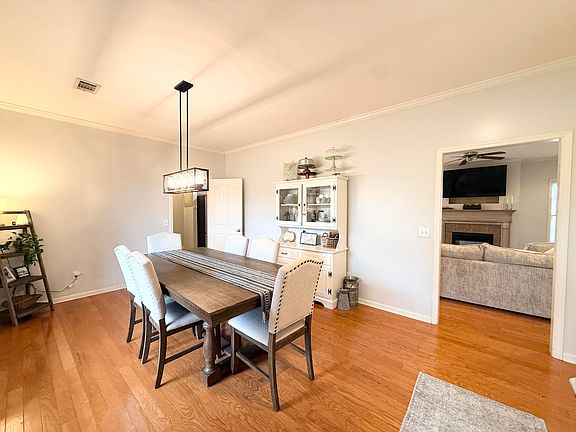 4th image of 178 Rogers Way