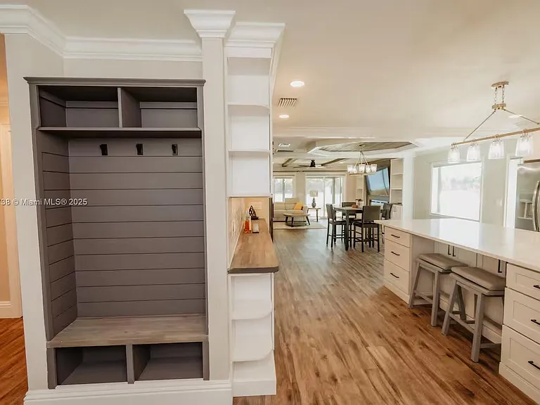 9675 SW Anchor Dr — Photo 10