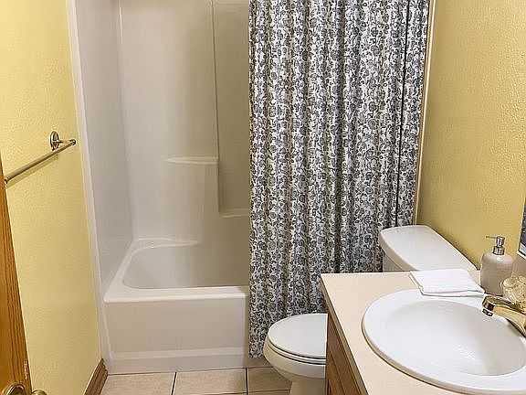 5th image of 1513 W Ash St