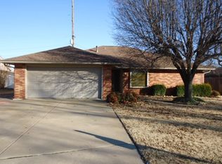 2305 Eagle Rd, Ponca City, OK 74601