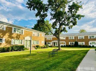 37 Judson St #5A, Edison, NJ 08837