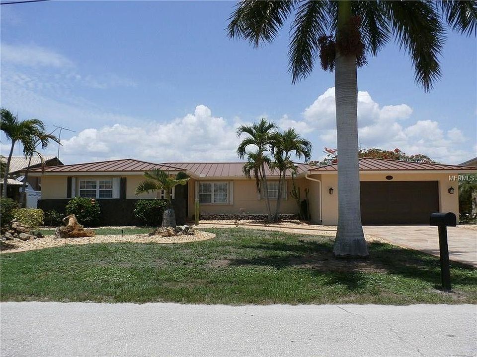 1st image of 2710 Luna Ct