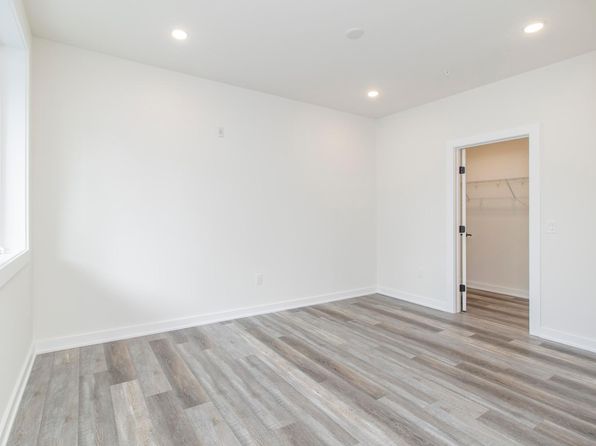 913 S 51st St APT 5