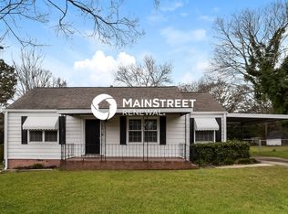 8467 Fairview Dr, Douglasville, GA 30134