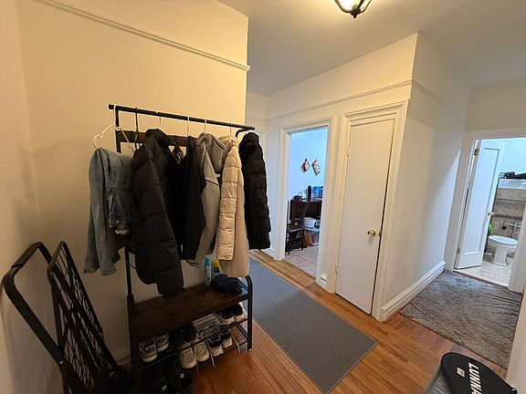 5th image of 3765 18th Ave APT A24