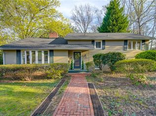 2729 Monticello Dr, Winston Salem, NC 27106