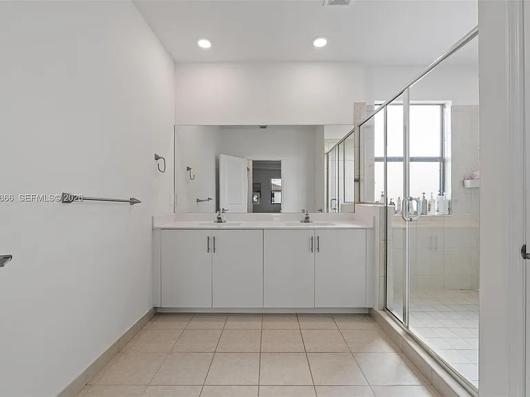 11903 SW 241st St — Photo 33