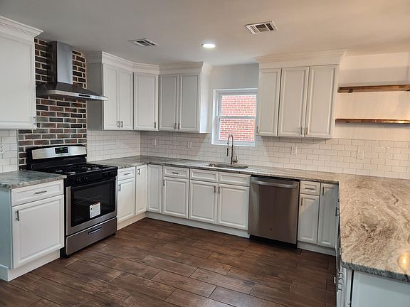 2nd image of 45 Lincoln St #2