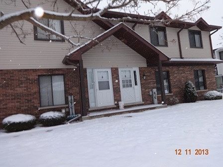 1st image of 16206 Apple Ln APT 4