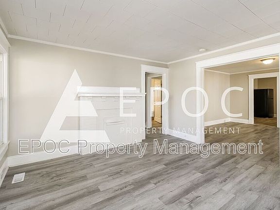 2nd image of 910 Caldwell St