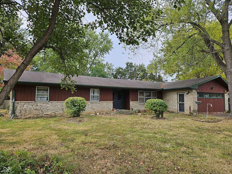 2nd image of 1407 Miami Ct S