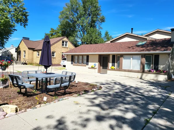 2306 Maysel St, Bloomington, IL 61701