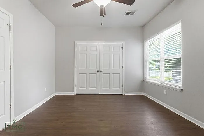 2516 E 6th St #2 — Photo 17