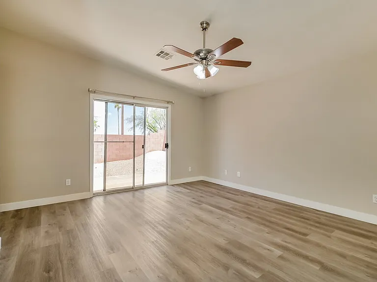 456 Palegold St — Photo 9