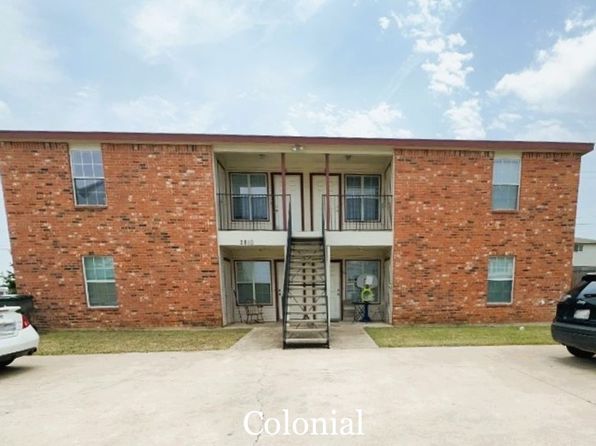 2810 Leroy Cir
