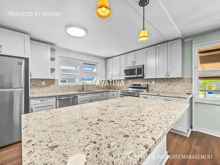1364 Akamai St — Photo 2