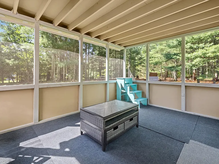 57 Harvest Wood Dr — Photo 19