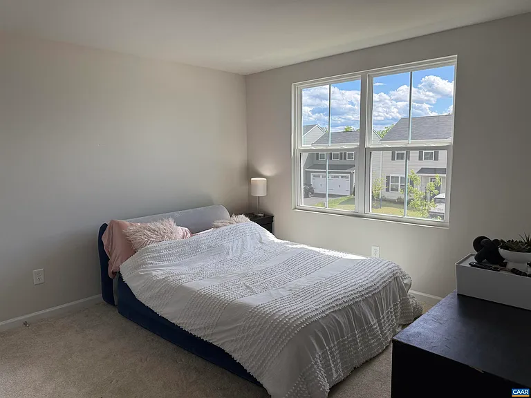 109 Walsh Ln — Photo 14
