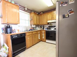 407 Tracey Ave, Wake Village, TX 75501