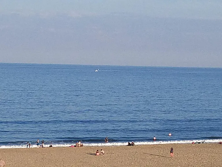 Ocean Blvd — Photo 1
