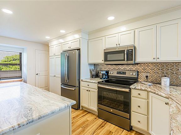 2nd image of 1085 Bald Eagle Dr Unit D505