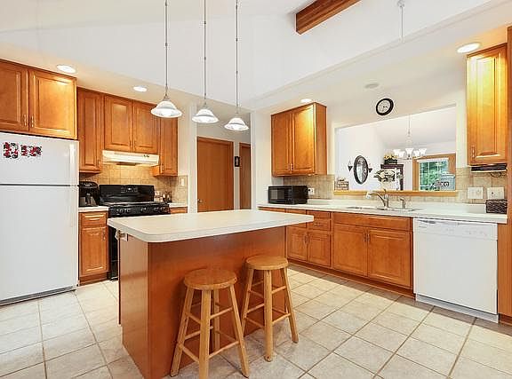 5th image of 3235 Campbell Ave