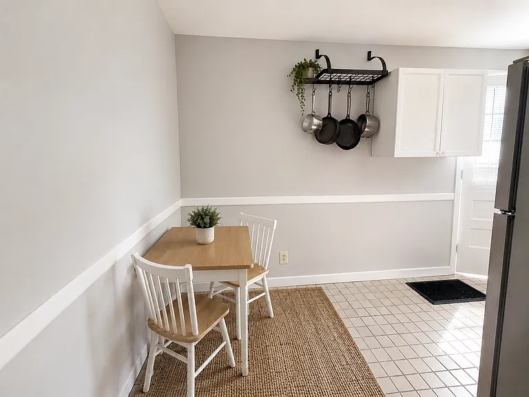 329 Lyon St NE #2 — Photo 3